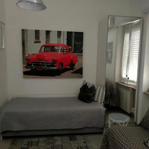 https://buen-retiro.it-lombardy.com