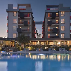 4* Hotel Orient & Pacific