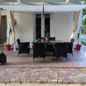 https://villa-magnolia-lido-di-jesolo.hotelinveneto.com